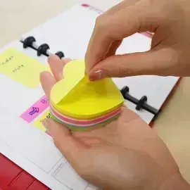 Cubo N. Adhesivas Neón, Corazón, 7 col. Multicolor, 250 h.